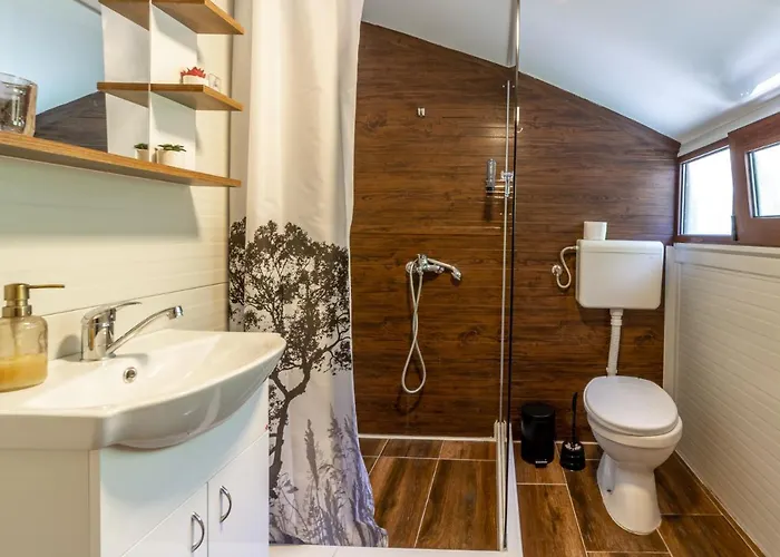 Splav-apartman Grizzly Daire *