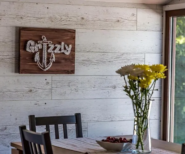 Splav-apartman Grizzly Daire *