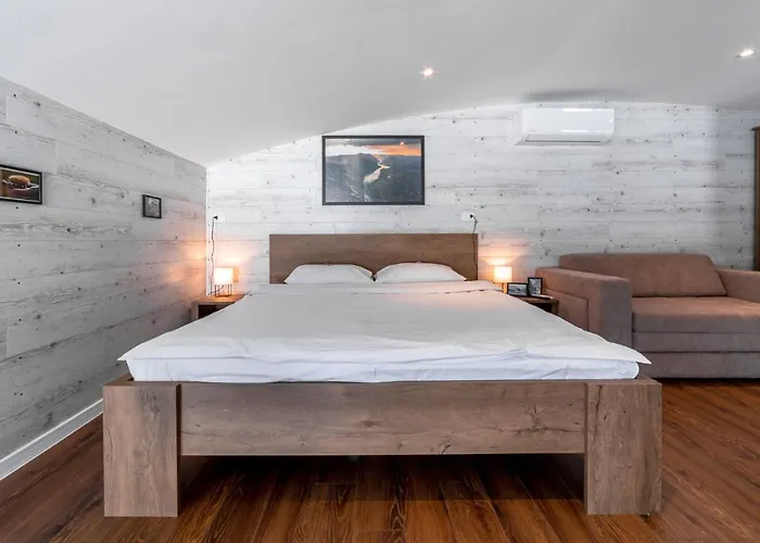 Splav-apartman Grizzly Daire *