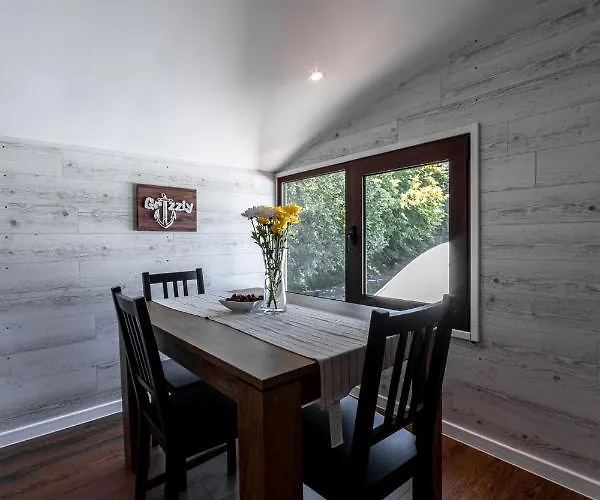 Splav-apartman Grizzly Daire Gaocici